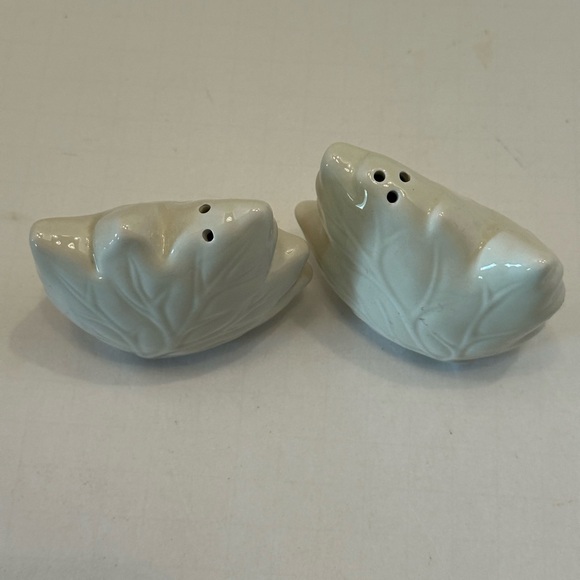 Better Homes and Gardens Maple Leaf Salt and Pepper Shakers Autumn Fall Decor - Picture 4 of 4